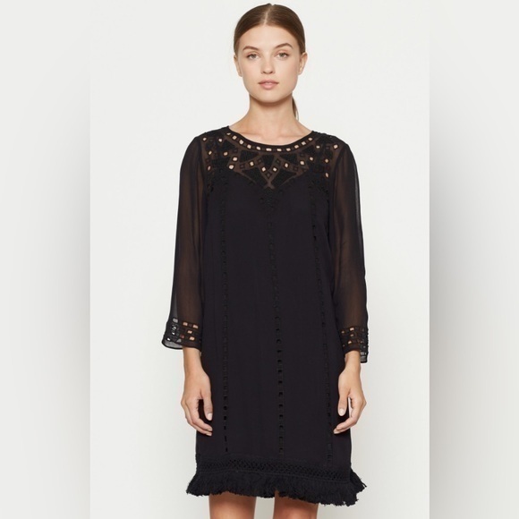 Joie Dresses & Skirts - Joie Laser Cut Crepe Shift Dress Size XSMALL